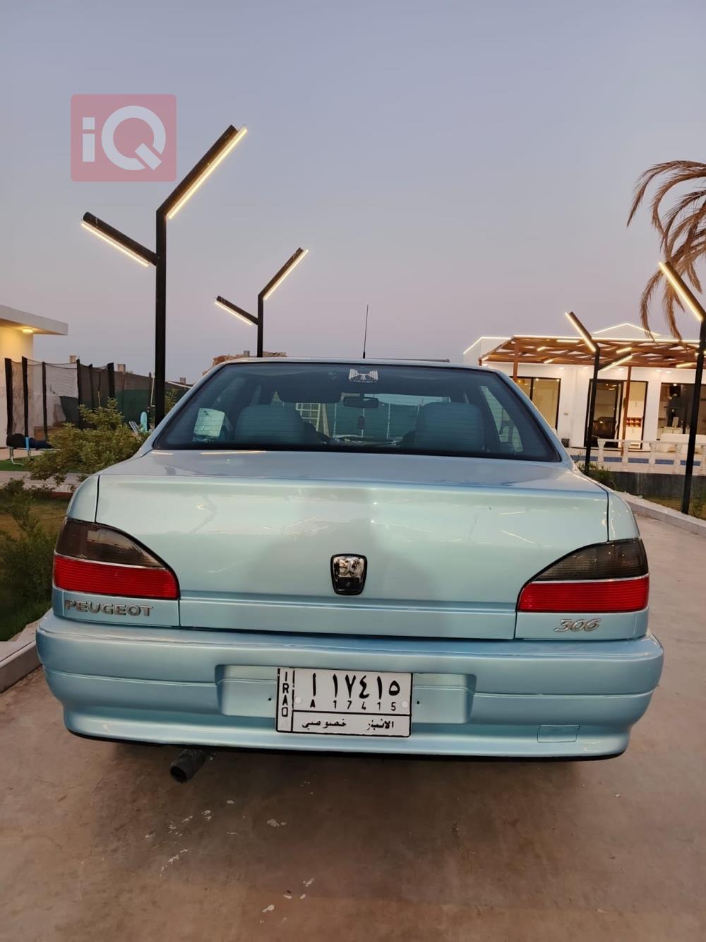 بیجۆ 306